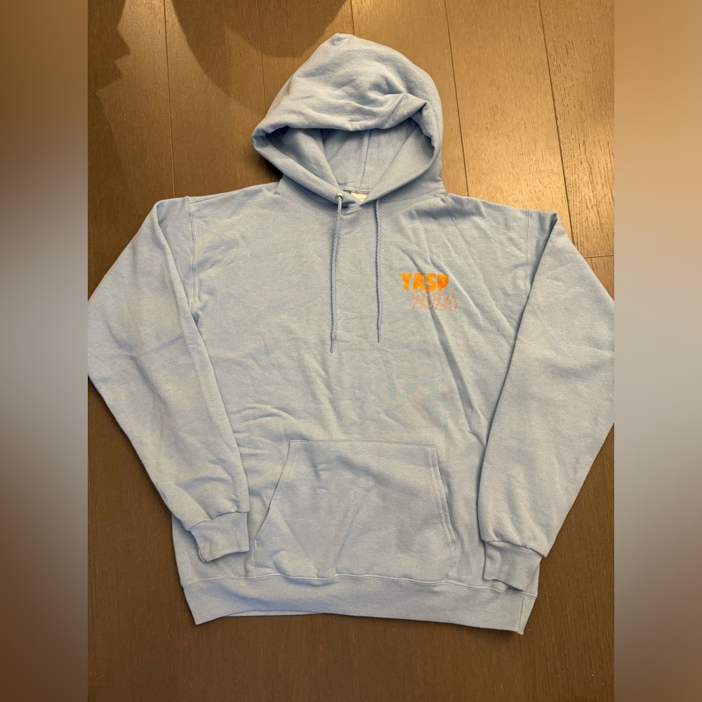 Hanes Hoody. Just Easy to wear